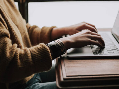 How to Sound Confident in Emails