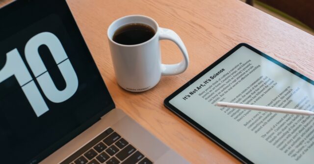 How-to-Use-Transition-Words-to-Improve-Readability_23F_.jpg