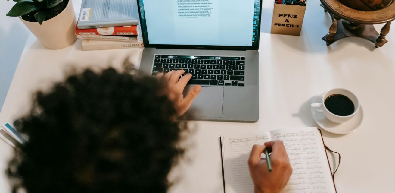 6 of the Best Side Hustles for Writers