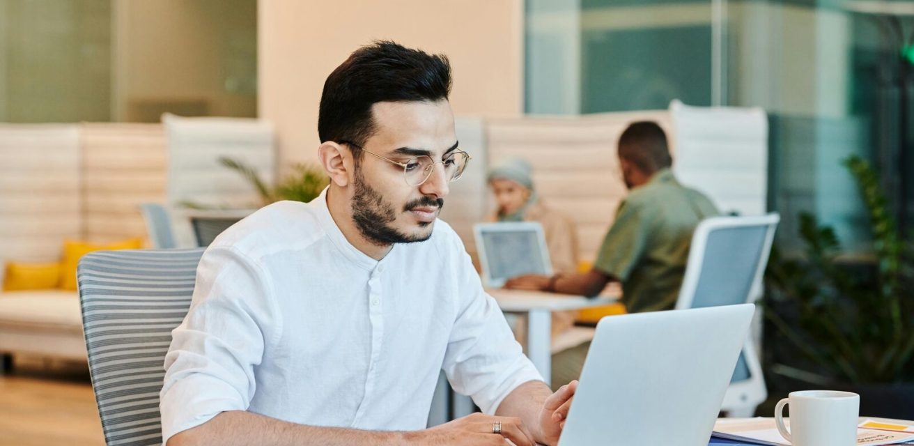 7 of the Best Business Proofreading Services (and How They Can Help You)